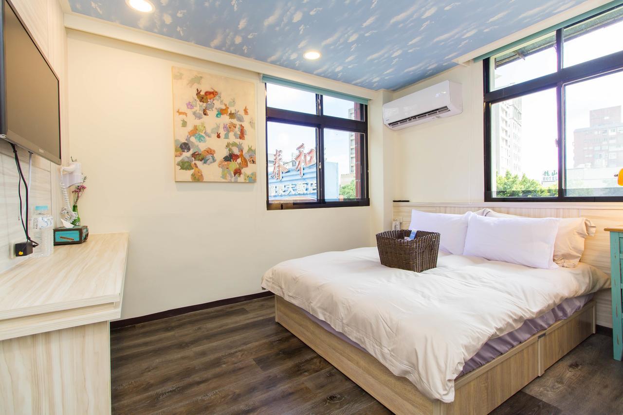 Meizhou Hot Spring Hotel溫泉商旅 Jiaoxi Esterno foto