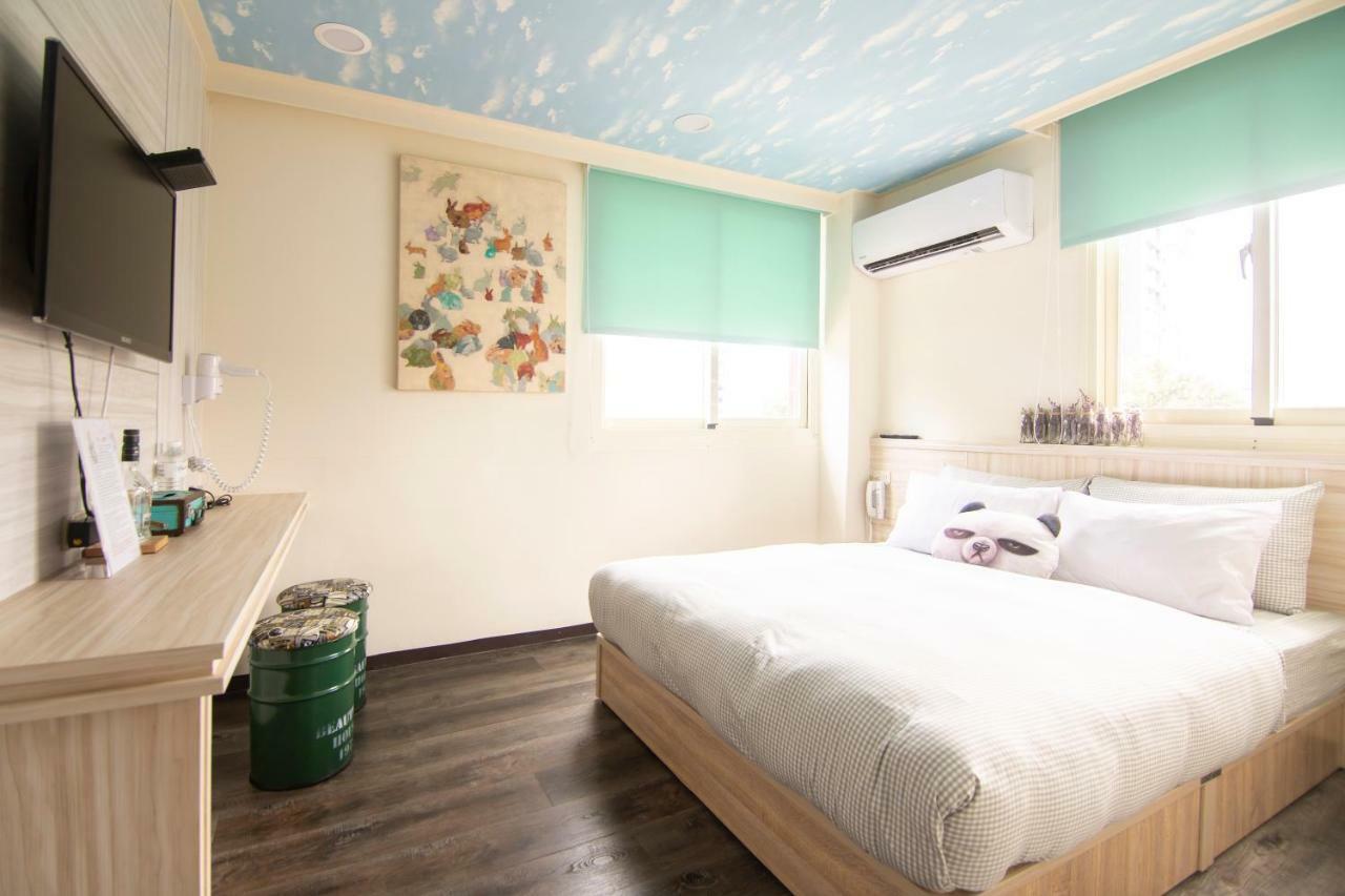 Meizhou Hot Spring Hotel溫泉商旅 Jiaoxi Esterno foto